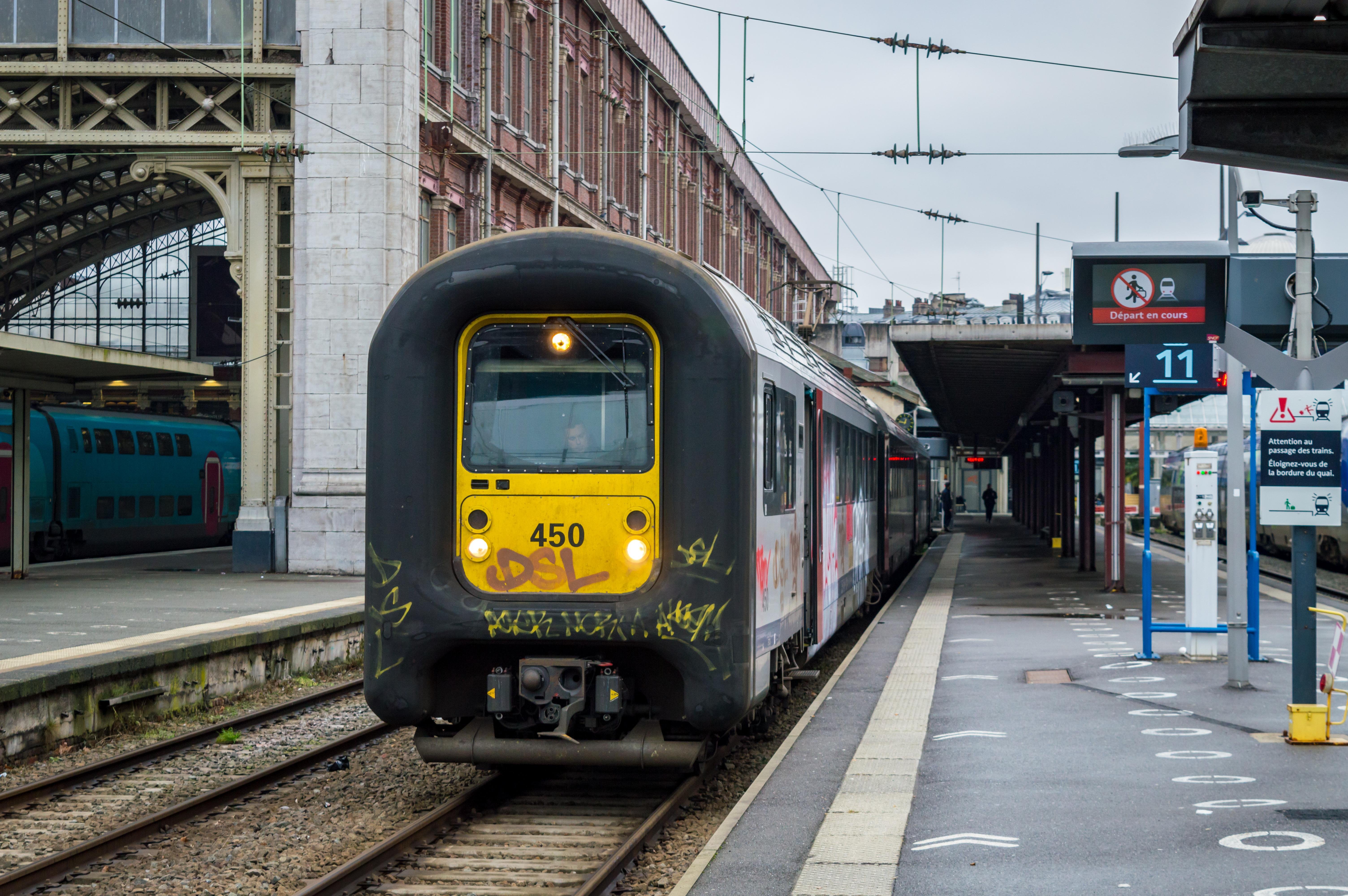 SNCB Class AM96 in Lille-Flandres